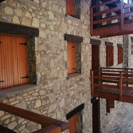 Apartamento Sarrato IV De Sallent サジェント・デ・ガジェゴ エクステリア 写真