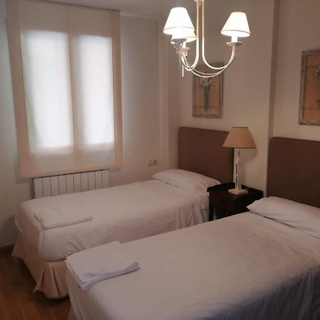 Apartamento Sarrato IV De Sallent サジェント・デ・ガジェゴ エクステリア 写真